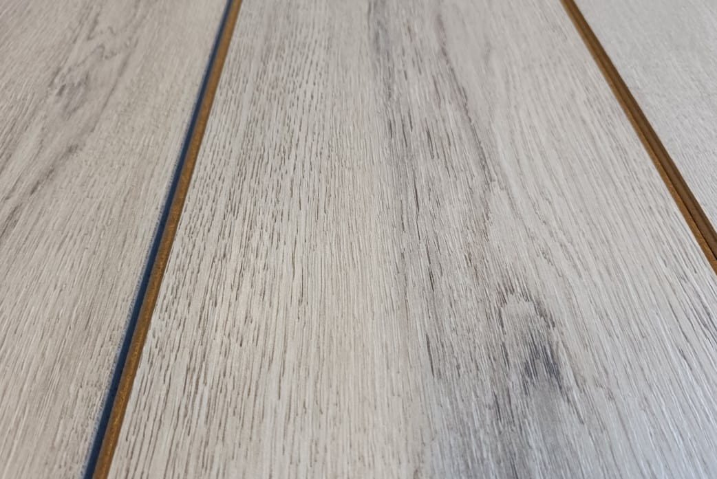 Ламінат Kaindl Дуб BRERA STRAW K2417 32 клас 8 мм
